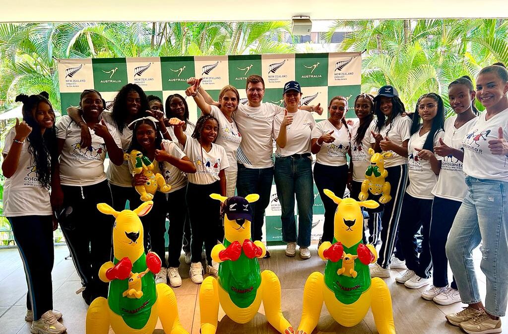 ¡Colombianitos estuvo presente en la llegada de la Copa Mundial Femenina de Fútbol a Colombia!